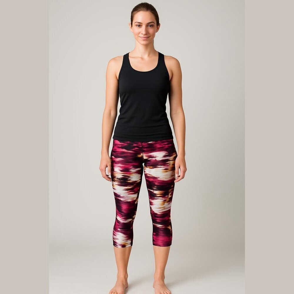 Lululemon Women's Size 6 Wunder Under Crop Wild Berry High Rise Leggings